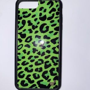 GREEN CHEETAH (WILDFLOWER) IPHONE 8+ CASE